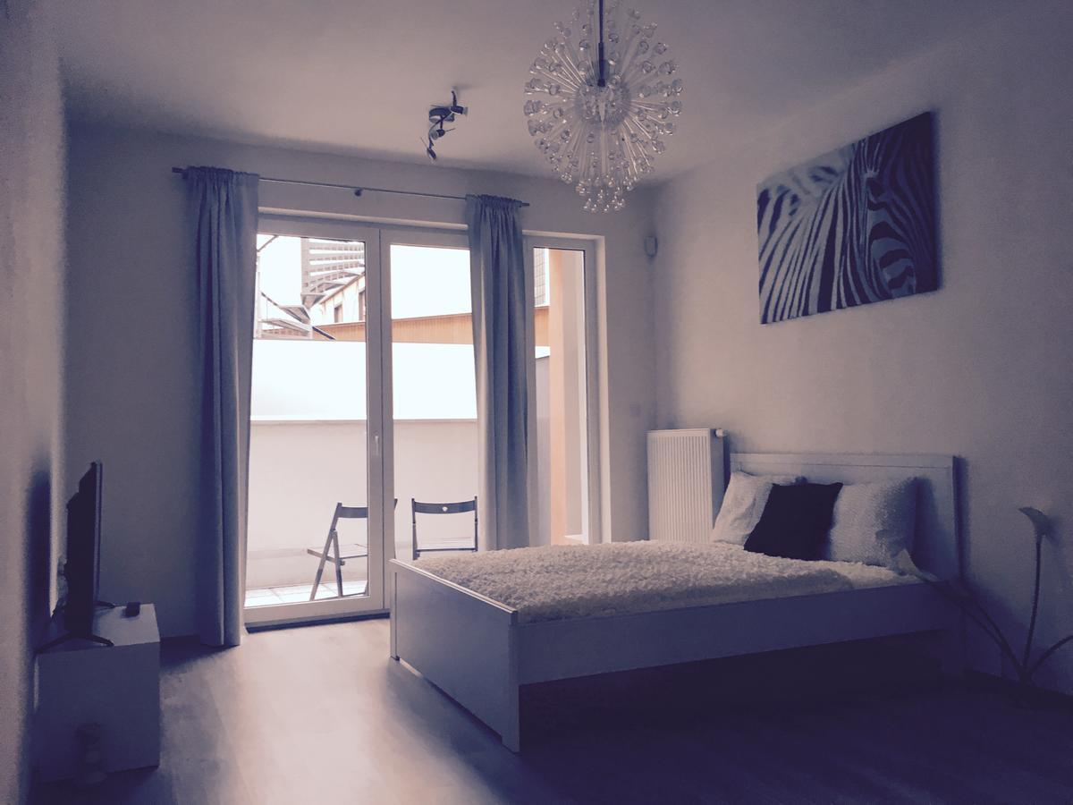 Apartement Blanc De Luxe Прага Экстерьер фото